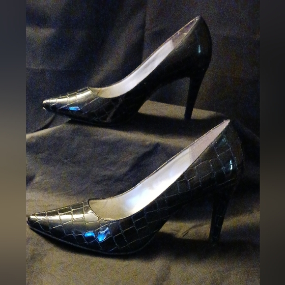 Bandolino patent leather croc print sz 8.5W - Picture 4 of 11